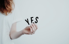 F-pexels-vie-studio-4439422
